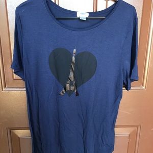 Old Navy t-shirt